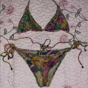 High end authentic Missoni Bikini, Reversible!!